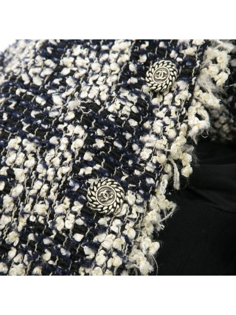 Chanel Jacket Navy - Picture 5 of 9